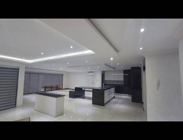 4 BEDROOM HOUSE FOR SALE IN RASLOUW GARDENS